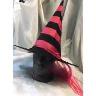Boszikalap pink hajjal