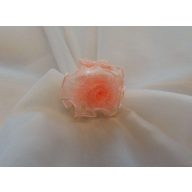 Organza rózsás, csiptethető csatt (3 cm), barack