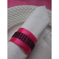 Strasszos szalvétagyűrű, pink - fekete